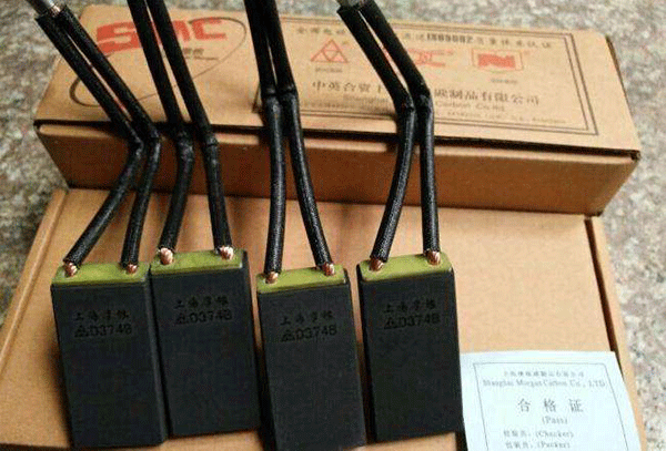 導致直流電機的碳刷發生故障的兩個主要因素。